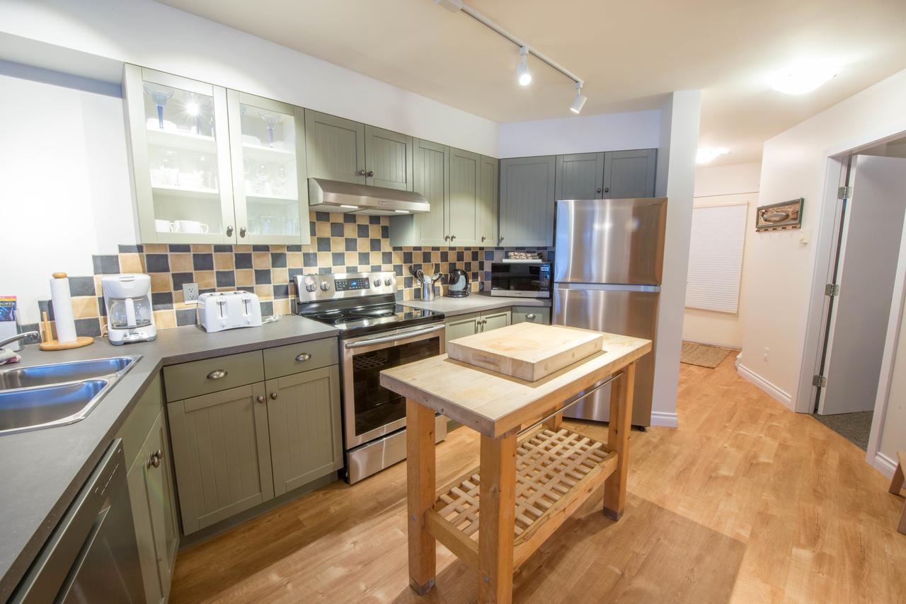 Luxury 2Br Oceanfront Condo By Onlybc 201 Tofino Bagian luar foto